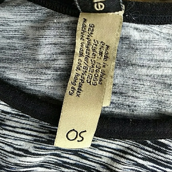 Ebb & Flow performance top - Picture 3 of 5